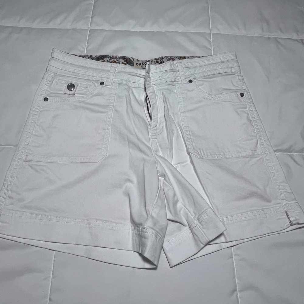 EUC - Dakota Blue - size 12